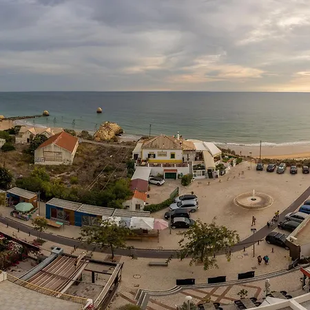 Beachfront 1 Bdr With Pool By Lovelystay Apartamento