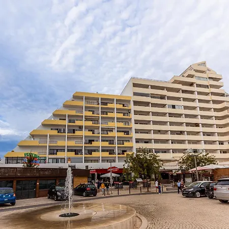 Apartment Beachfront 1 Bdr With Pool By Lovelystay