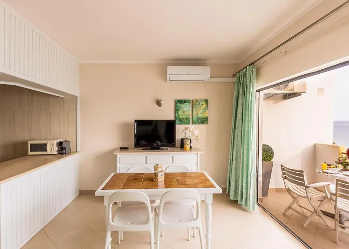 Beachfront 1 Bdr With Pool By Lovelystay 公寓 波尔蒂芒