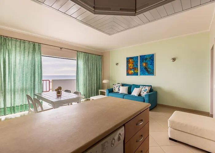 Beachfront 1 Bdr With Pool By Lovelystay 公寓 波尔蒂芒